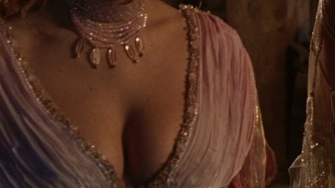 Pic: Josie Maran in Van Helsing
