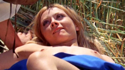 Pic: Josiane Tanzilli in La bella Antonia, prima Monica e poi Dimonia