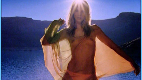 Pic: Angela Lindvall in Sports Illustrated: Swimsuit 2004