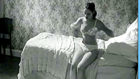 Pic: Pauline Foulon in L' enfant du pays