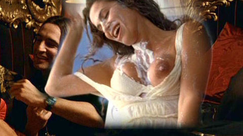 Pic: Elisa Tovati in 99 francs