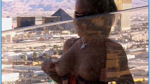 Pic: Kendra Wilkinson in The Girls Next Door