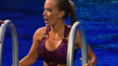 Pic: Kendra Wilkinson in Splash!