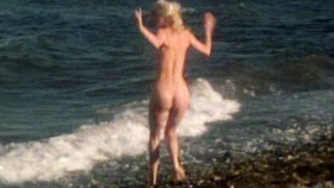 Pic: Birte Tove in Rektor på sengekanten