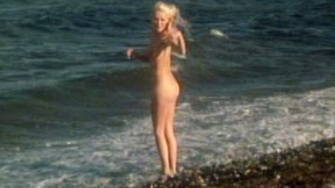 Pic: Birte Tove in Rektor på sengekanten