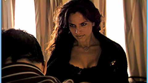 Pic: Noa Tishby in Fatwa