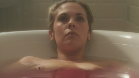 Pic: Alysson Paradis in Q.I.