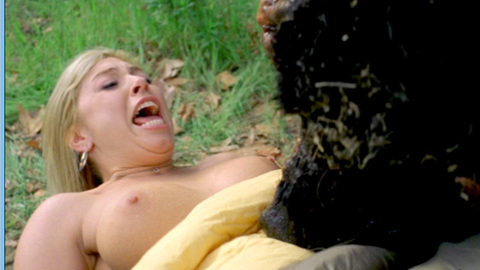 Pic: Kristin Novak in Cemetery Gates