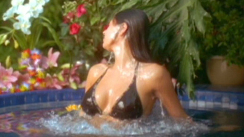 Pic: Pilar M. Lastra in Malibu Spring Break