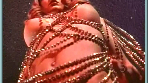 Pic: Joey DuPrez in Love Me Like I Do
