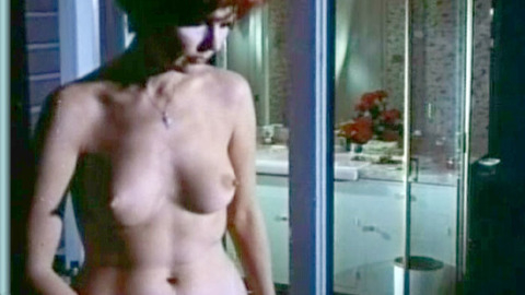 Pic: Lynne Gordon in Love Me Like I Do