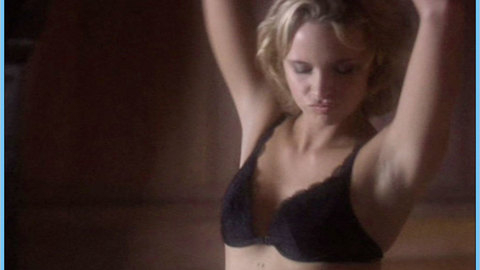 Pic: Lindsay Maxwell in Deep Evil (2004)