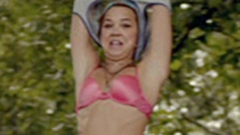 Pic: Arielle Kebbel in Answer This!