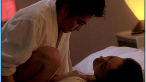 Pic: Natsue Yoshimura in Close Your Eyes and Hold Me