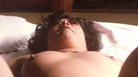 Pic: Moeko Ezawa in A Taxing Woman