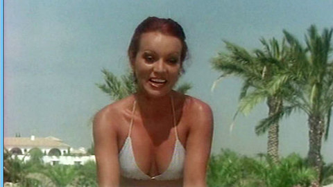 Pic: Iris Chacón in La mujer es un buen negocio