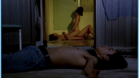 Pic: Mi-ru Jang in Yellow Flower