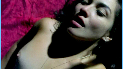 Pic: Tamara Acosta in Azul y blanco