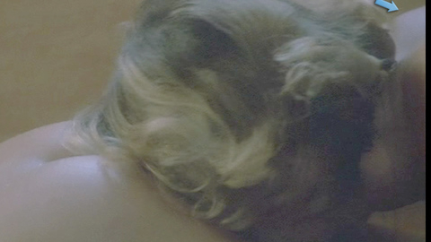 Pic: Isabelle Solar in Joy et Joan