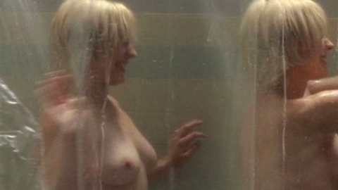Pic: Abi Tucker in The Secret Life of Us