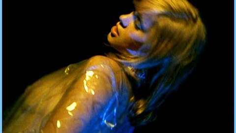 Pic: Elisabeth Wiener in La prisonnière