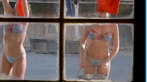 Pic: Halina Reijn in Grimm (2003)