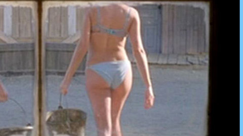 Pic: Halina Reijn in Grimm (2003)