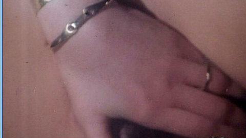 Pic: Paola Montenero in Il mondo porno di due sorelle