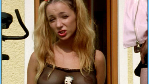 Pic: Iva Lukic in Nacktschnecken