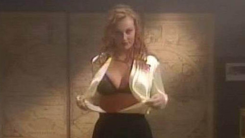 Pic: Chantel King in Compromising Situations