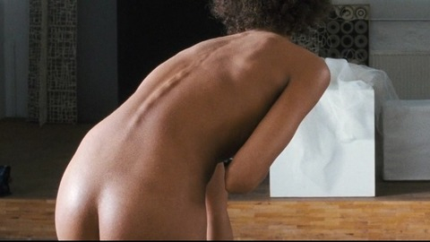 Pic: Liya Kebede in Desert Flower