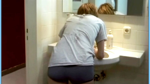 Pic: Caroline Peters in Schöne Frauen (2004)