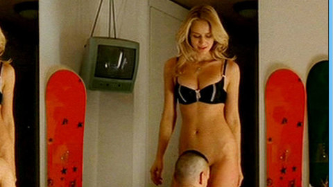 Pic: Simone Müterthies in Snowboarder