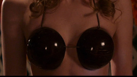 Pic: Jenny Wade in Wedding Band