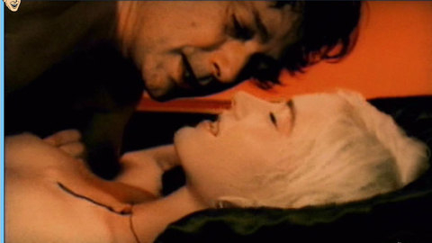 Pic: Delfine Bafort in Steve + Sky