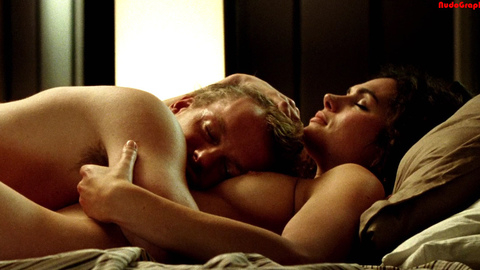 Pic: Anna Drijver in Komt een vrouw bij de dokter