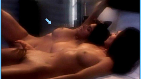 Pic: Andrea Montenegro in Baño de damas