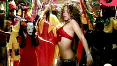 Pic: Shakira in Hips Don't Lie