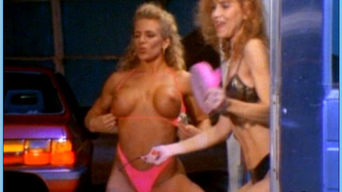 Pic: Toni Lynn in Bikini Drive-In