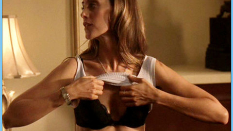 Pic: Kim Raver in 24
