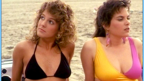 Pic: Heidi Helmer in Beach Balls