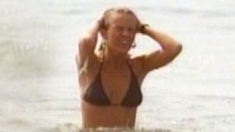 Pic: Heidi Helmer in Beach Balls