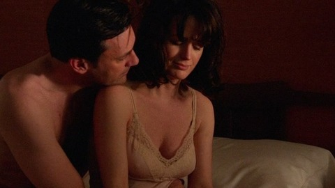 Pic: Elizabeth Reaser in Mad Men