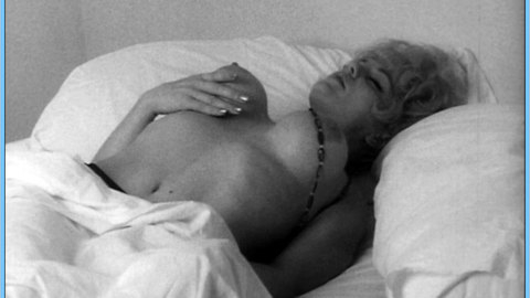 Pic: Eve Laurie in She Mob