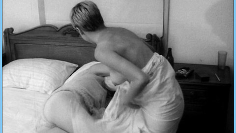 Pic: Twig in She Mob