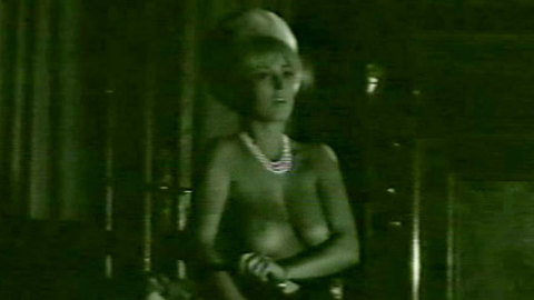 Pic: Sabrina Koch in The Alley Cats