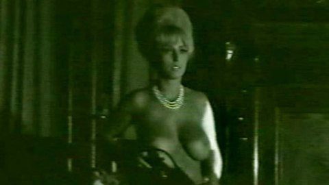 Pic: Sabrina Koch in The Alley Cats