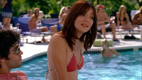 Pic: Emma Lung in Entourage