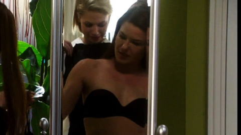 Pic: Alicia Lagano in The Client List