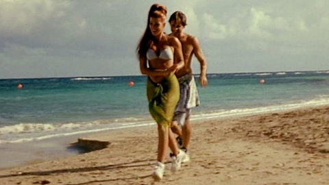 Pic: Alessia Merz in Intrigo a Cuba ...A Positive Life!!!